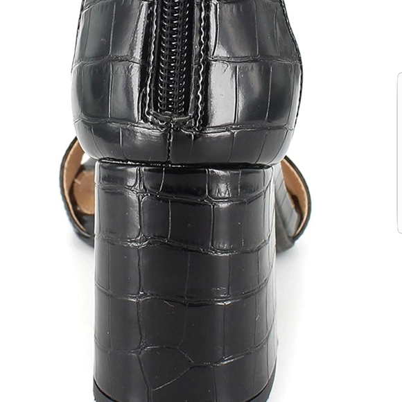 Esprit * Baylee* Dress Sandal. New with Box - Picture 3 of 6